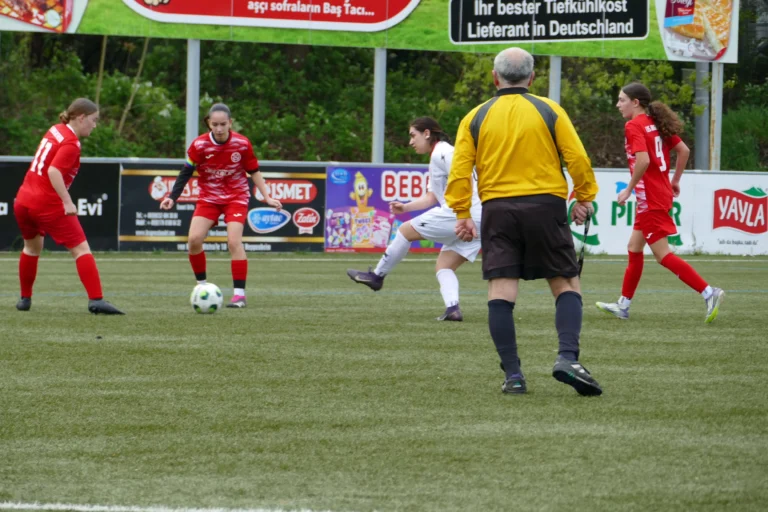 Instagram post from fcturkspormannheimjugend. This post is in position 8.