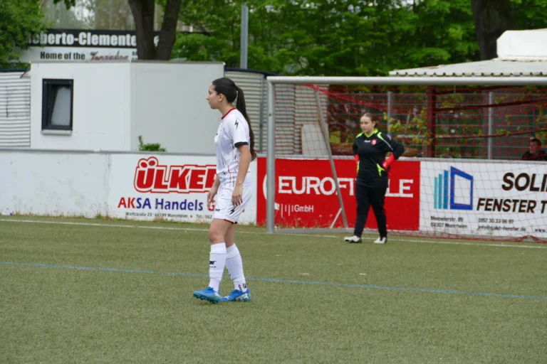 Instagram post from fcturkspormannheimjugend. This post is in position 3.