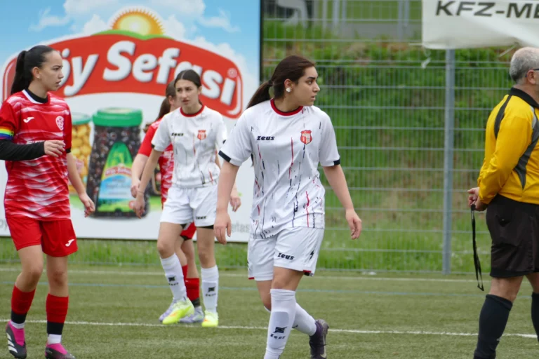 Instagram post from fcturkspormannheimjugend. This post is in position 10.