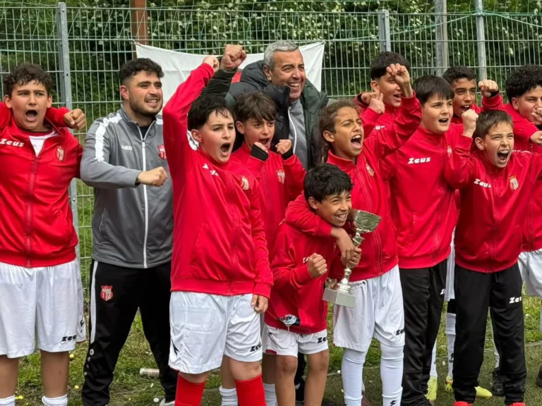 Instagram post from fcturkspormannheimjugend. This post is in position 1.